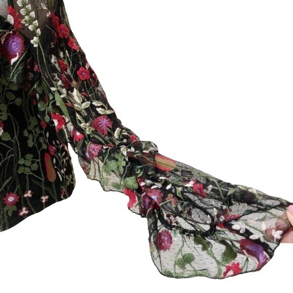 Red Carter Brianne Floral Embroidered Blouse Ruffle Sleeves Black Red  NWT S - Picture 3 of 11